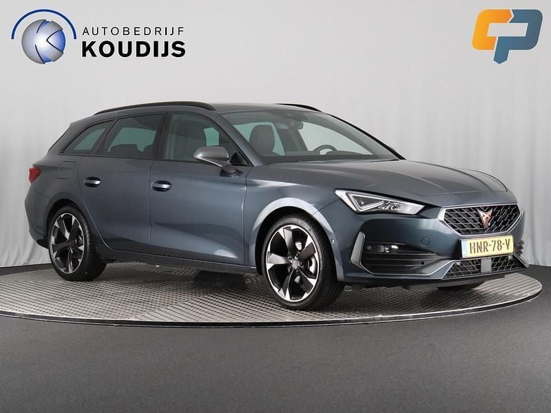 Grijs Gebruikt 2024 Cupra Leon Stationwagen | € 31.990 (Eerlijke prijs) - Afbeelding 1/4