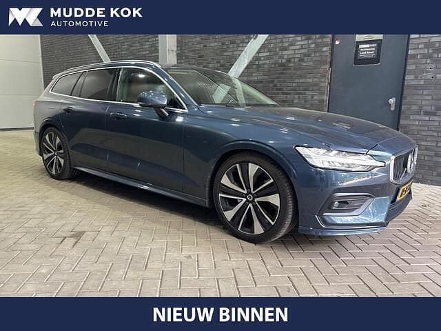 Blauw Gebruikt 2020 Volvo V60 Momentum Stationwagen | € 27.400 (Eerlijke prijs) - Afbeelding 1/4
