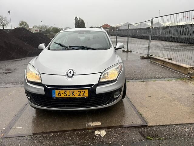 Occasion Renault Mégane GrandTour Dynamique 110 PK (80 kW) 2012 Grijs Stationwagen
