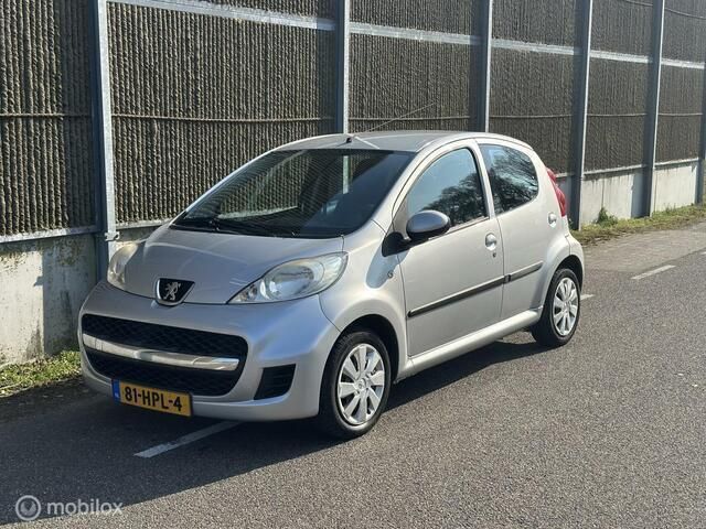 Occasion Peugeot 107 68 PK (50 kW) 2009 Grijs Hatchback