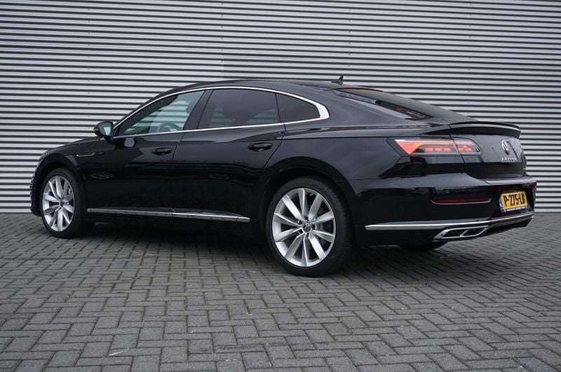 Occasion VW Arteon R-line 2022 Zwart Hatchback