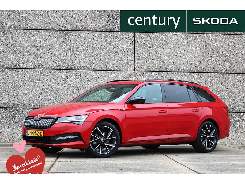 Rood Occasion 2023 Skoda Superb SportLine Stationwagen | € 32.400 (Eerlijke prijs) - Afbeelding 1/4