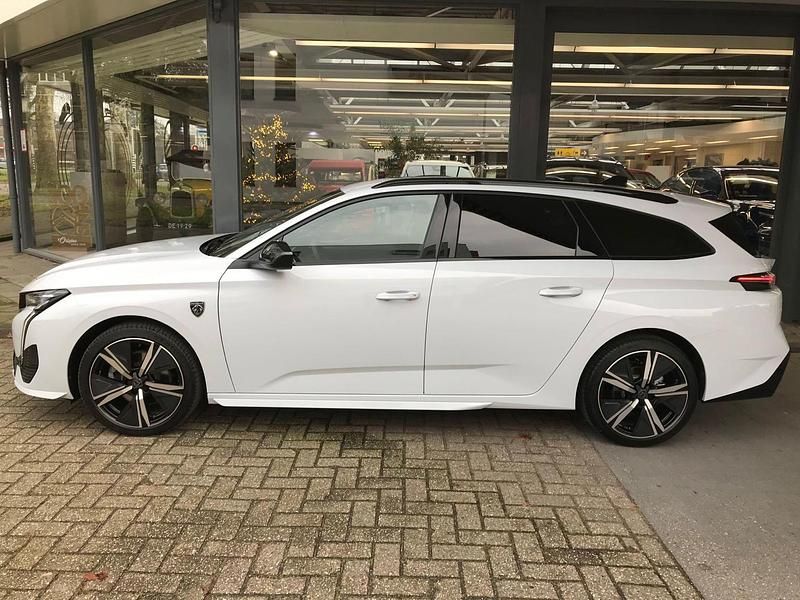 Occasion Peugeot 308 SW GT 146 PK (107 kW) 2025 Wit Stationwagen