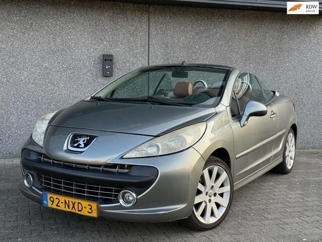Grijs Gebruikt 2007 Peugeot 207 CC Cabriolet | € 1.390 (Super prijs) - Afbeelding 1/4