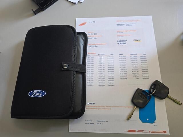 Occasion Ford Ka Futura 60 PK (44 kW) 2006 Rood Hatchback