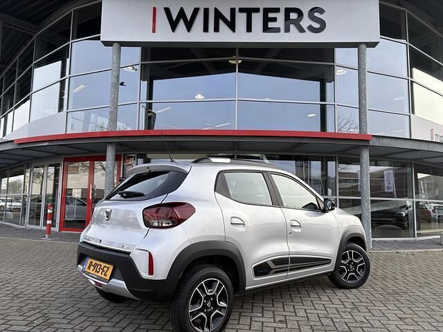 Occasion Dacia Spring Comfort Plus 33 kW (45 PK) 2022 Grijs Hatchback