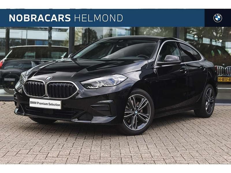 Zwart Occasion 2023 BMW 218 Sport Line Coupé | € 27.950 (Eerlijke prijs) - Afbeelding 1/4