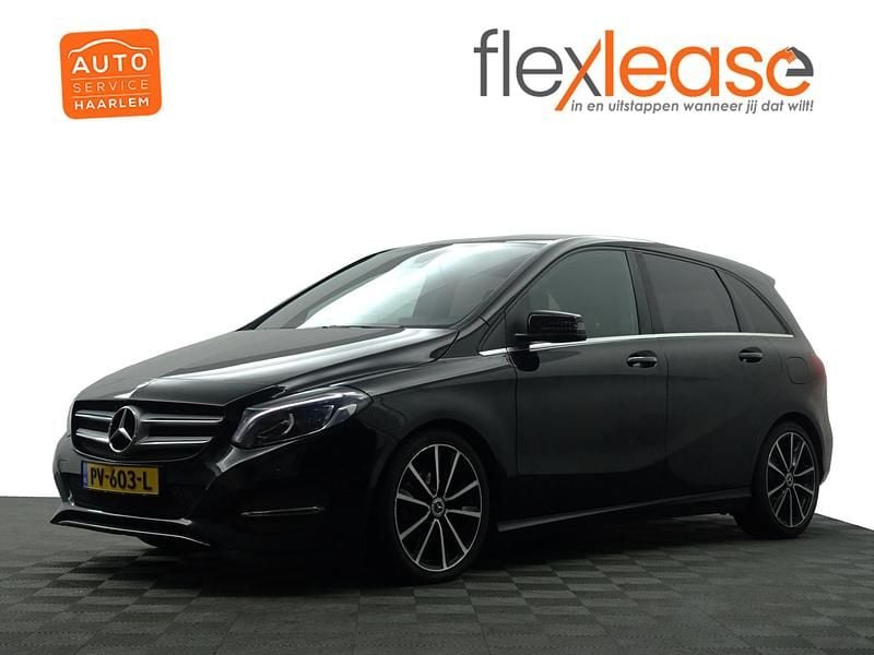 Zwart metallic Gebruikt 2017 Mercedes B180 Prestige MPV | € 17.900 (Duur) - Afbeelding 1/4