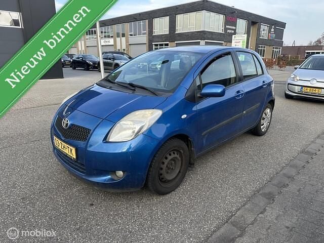 Blauw Occasion 2008 Toyota Yaris Sol Hatchback | € 2.450 (Goede deal) - Afbeelding 1/4