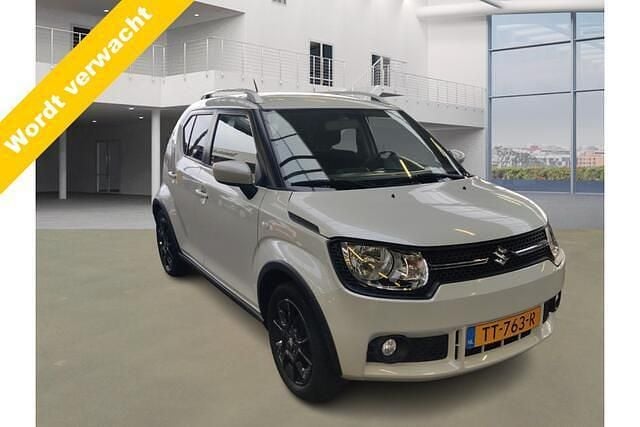 Wit (metallic) Gebruikt 2018 Suzuki Ignis Hatchback | € 15.999 (Eerlijke prijs) - Afbeelding 1/4