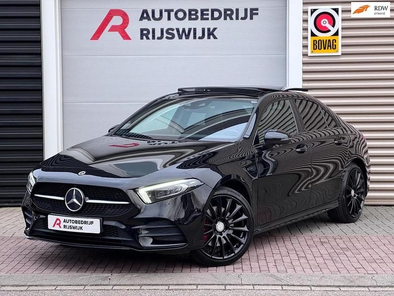 Occasion Mercedes A250 Premium Plus 160 PK (117 kW) 2021 Zwart Sedan