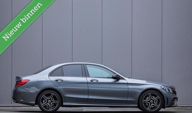 Grijs Gebruikt 2020 Mercedes C160 Business Coupé | € 25.945 (Eerlijke prijs) - Afbeelding 1/4