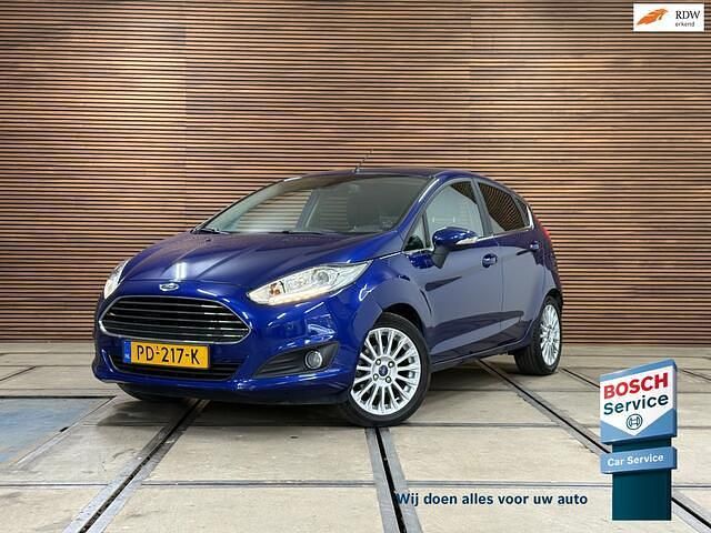 Occasion Ford Fiesta 101 PK (74 kW) 2014 Blauw Hatchback