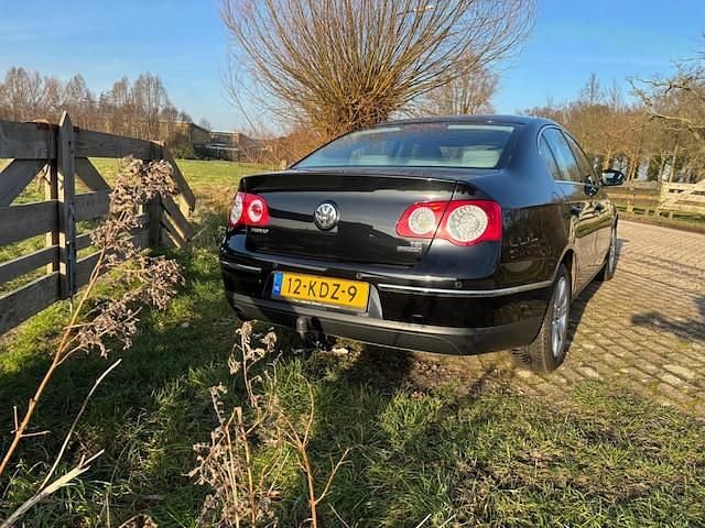 Occasion VW Passat Comfortline 122 PK (89 kW) 2009 Zwart Sedan