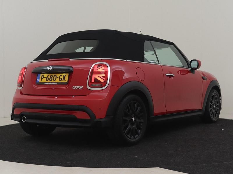 Occasion Mini Cooper Cabriolet Classic 136 PK (100 kW) 2022 Rood Cabriolet