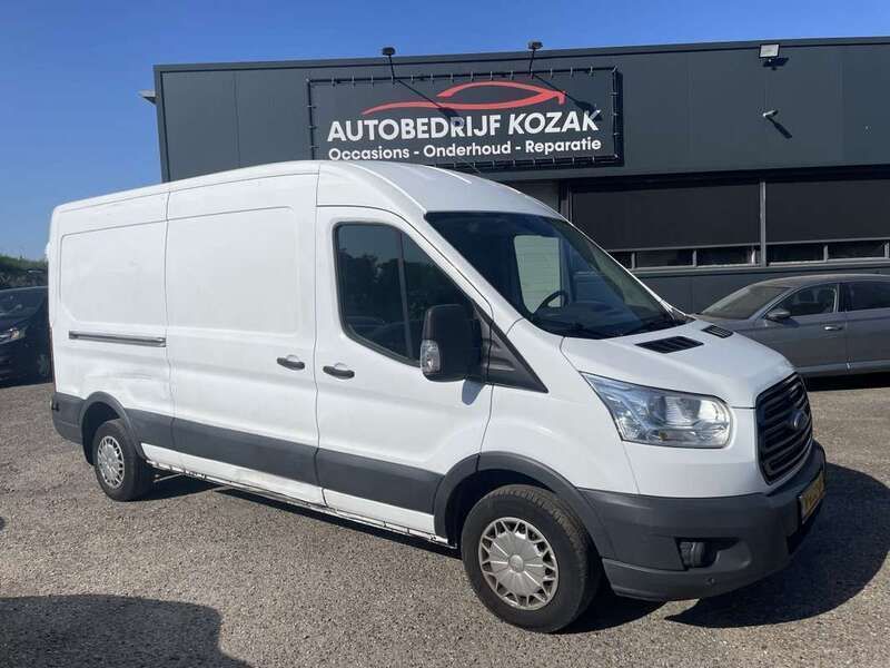 Wit Gebruikt 2016 Ford Transit Van | € 5.350 (Eerlijke prijs) - Afbeelding 1/4