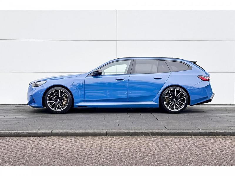Occasion BMW M5 727 PK (534 kW) 2024 Bmw individual special request lakkleur: santorinblau ii Stationwagen