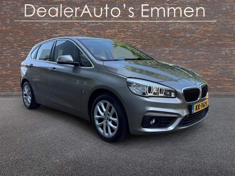 Grijs Gebruikt 2016 BMW 225 Active Tourer MPV | € 10.995 (Eerlijke prijs) - Afbeelding 1/4