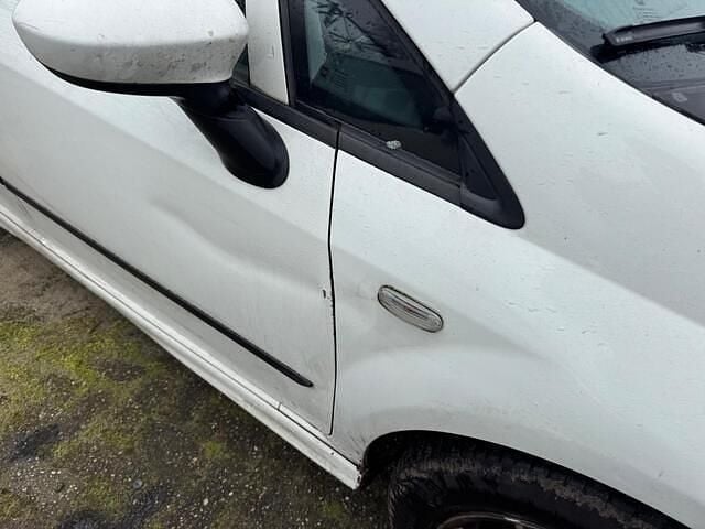 Occasion Fiat Grande Punto 84 PK (61 kW) 2010 Wit Hatchback