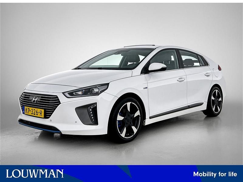 Occasion Hyundai Ioniq Edition 140 PK (102 kW) 2016 Wit Hatchback