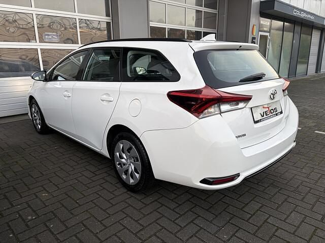 Occasion Toyota Auris Touring Sports Comfort 99 PK (72 kW) 2016 Wit (metallic) Stationwagen