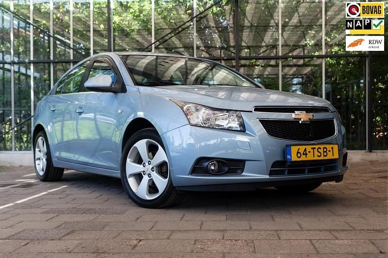 Blauw Gebruikt 2012 Chevrolet Cruze LT Sedan | € 4.950 (Eerlijke prijs) - Afbeelding 1/4