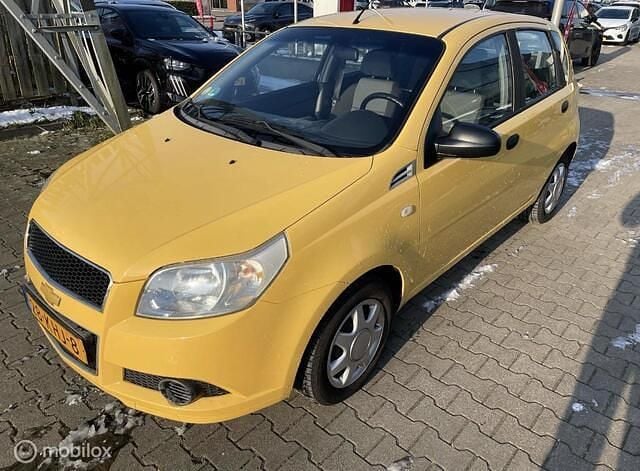 Occasion Chevrolet Aveo 84 PK (61 kW) 2009 Geel Hatchback