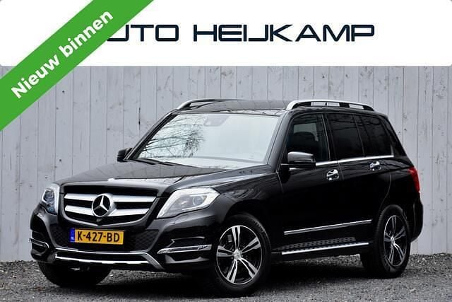 Zwart Gebruikt 2013 Mercedes GLK250 Prestige SUV | € 22.950 (Eerlijke prijs) - Afbeelding 1/4