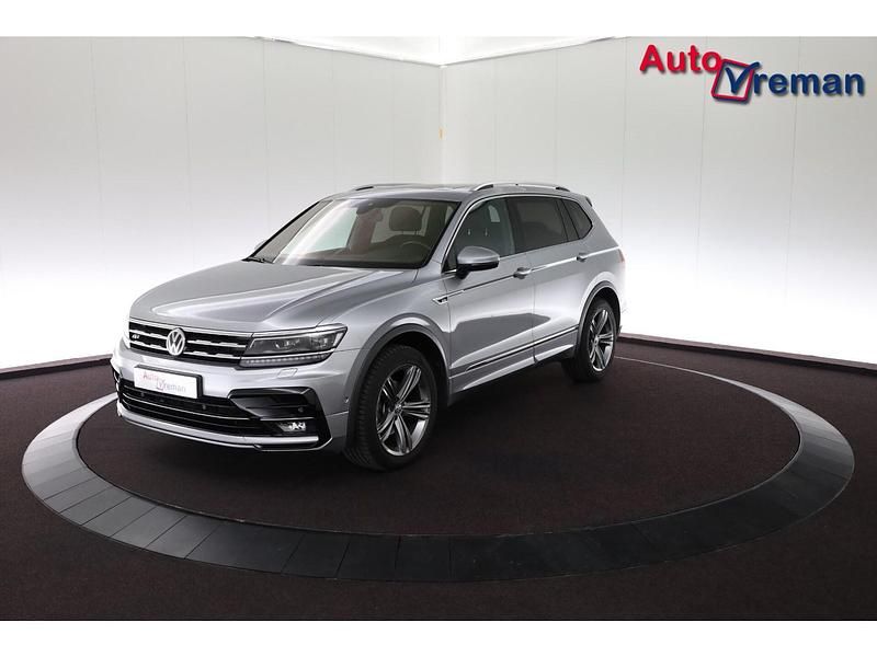 Grijs Gebruikt 2020 VW Tiguan Allspace Highline SUV | € 34.771 (Duur) - Afbeelding 1/4