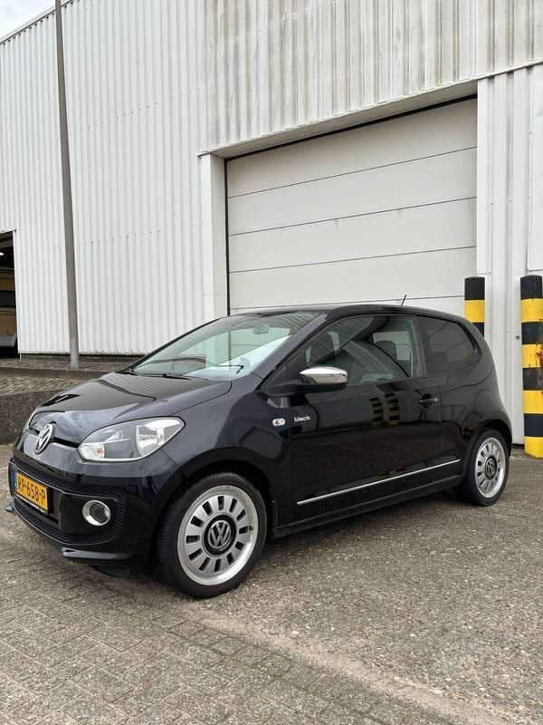 Zwart Gebruikt 2012 VW up! Hatchback | € 4.250 (Goede deal) - Afbeelding 1/4