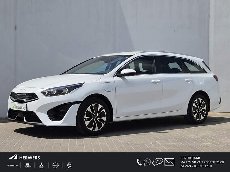 Wit Gebruikt 2022 Kia Ceed Sportswagon Stationwagen | € 21.885 (Goede deal) - Afbeelding 1/4