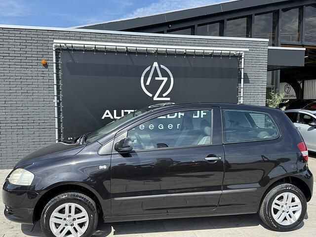 Zwart Gebruikt 2006 VW Fox Trendline Hatchback | € 1.999 (Eerlijke prijs) - Afbeelding 1/4