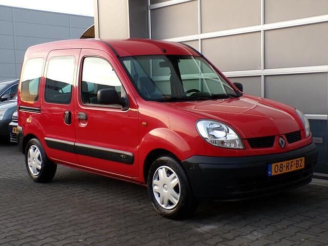 Rood Occasion 2005 Renault Kangoo Authentique MPV | € 1.950 (Eerlijke prijs) - Afbeelding 1/4
