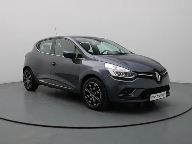 Grijs Gebruikt 2018 Renault Clio IV Intens Hatchback | € 11.490 (Eerlijke prijs) - Afbeelding 1/4