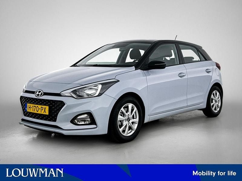 Blauw metallic Occasion 2020 Hyundai i20 Comfort Hatchback | € 15.945 (Goede deal) - Afbeelding 1/4