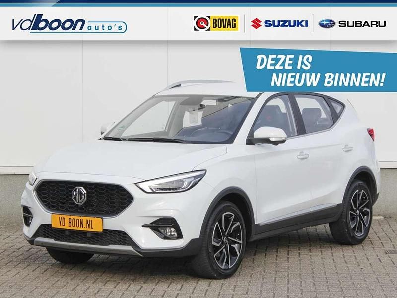 Wit Gebruikt 2024 MG ZS Luxury Sedan | € 21.450 - Afbeelding 1/4