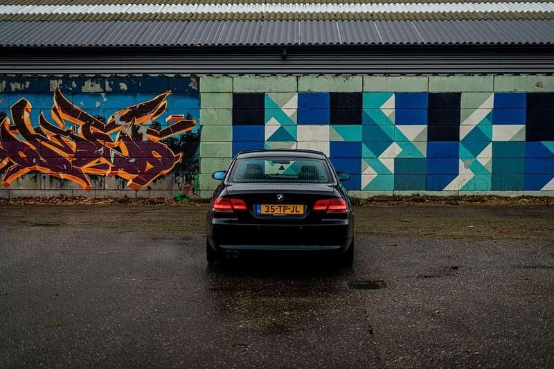 Occasion BMW 325 Executive 218 PK (160 kW) 2007 Zwart Coupé