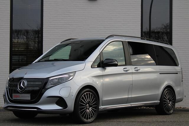 Occasion Mercedes EQV300 AMG 150 kW (204 PK) 2024 Zilver (metallic) Van