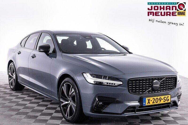 Grijs, metallic lak Gebruikt 2023 Volvo S90 Plus Sedan | € 39.900 (Super prijs) - Afbeelding 1/4