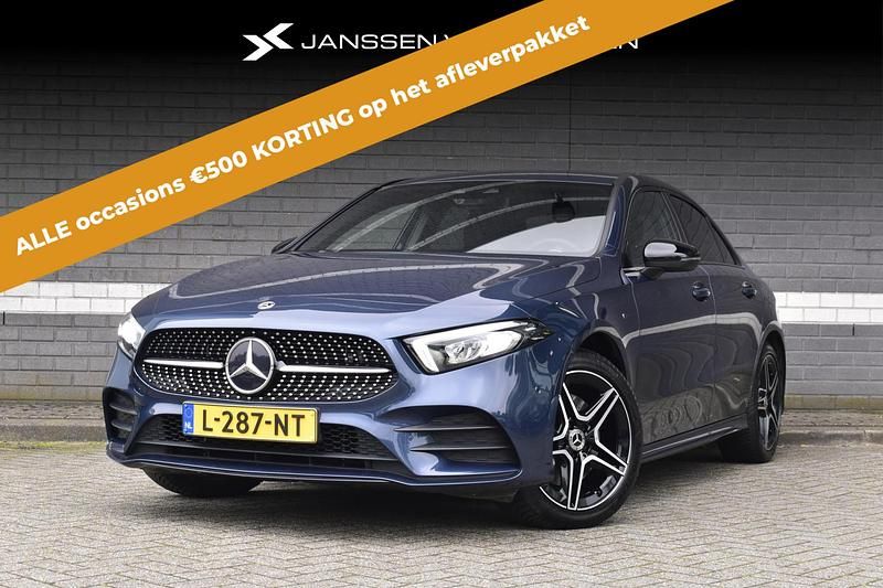 Blauw Gebruikt 2021 Mercedes A250 Business Sedan | € 29.885 (Eerlijke prijs) - Afbeelding 1/3
