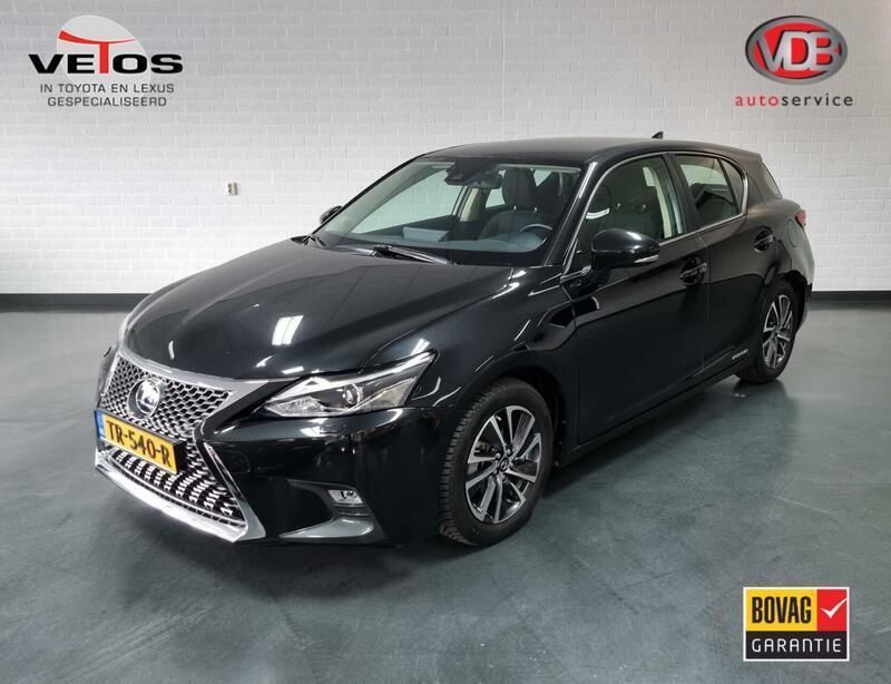Zwart Gebruikt 2018 Lexus CT200h Business Edition Hatchback | € 23.850 (Iets duurder) - Afbeelding 1/4