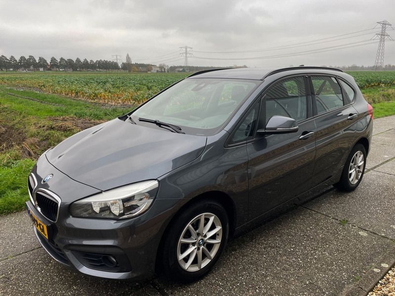 Grijs Gebruikt 2019 BMW 218 Stationwagen | € 12.900 (Super prijs) - Afbeelding 1/3