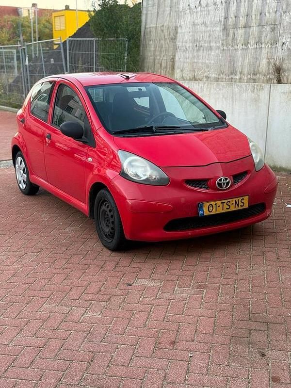Gebruikt 2007 Toyota Aygo Hatchback | € 1.250 (Goede deal) - Afbeelding 1/4