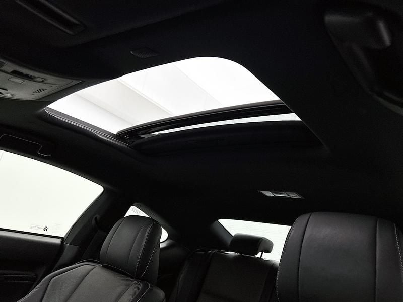 Occasion Lexus RC300h Sport Line 223 PK (164 kW) 2020 Rood Coupé