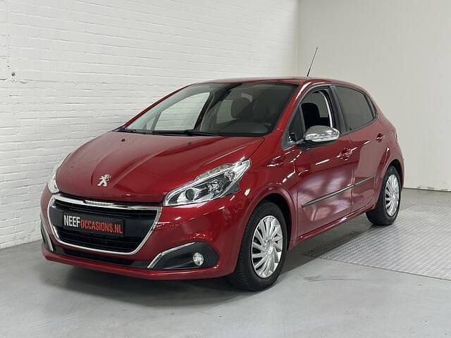 Occasion Peugeot 208 82 PK (60 kW) 2018 Rood Hatchback