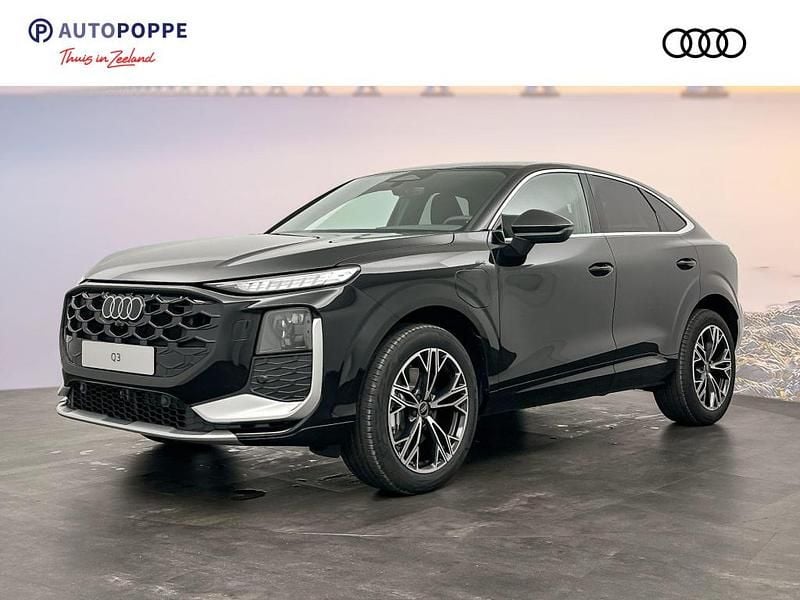 Suv Nieuw 2025 Audi Q3 Sportback Comfort SUV | € 62.350 - Afbeelding 1/4