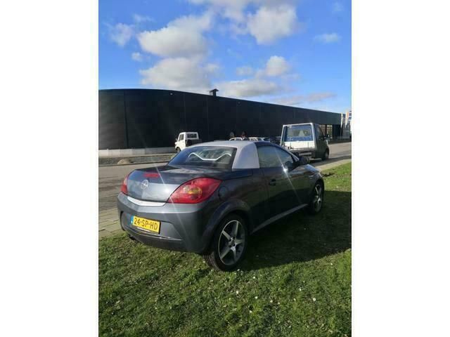 Occasion Opel Tigra 90 PK (66 kW) 2006 Grijs Cabriolet