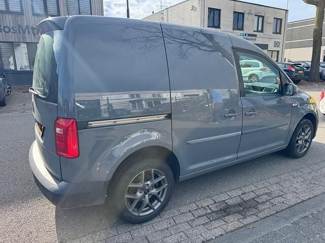 Occasion VW Caddy Highline 102 PK (75 kW) 2019 Grijs MPV