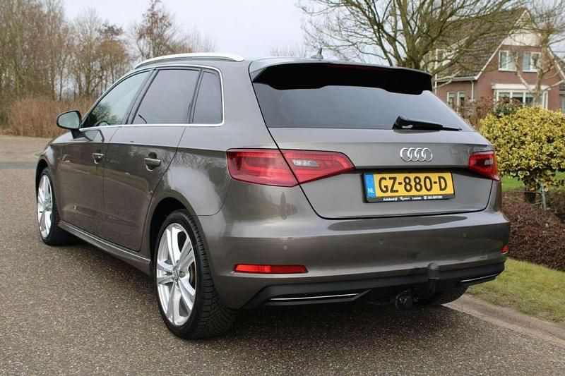 Occasion Audi A3 e-tron Ambition 204 PK (150 kW) 2015 Grijs Hatchback