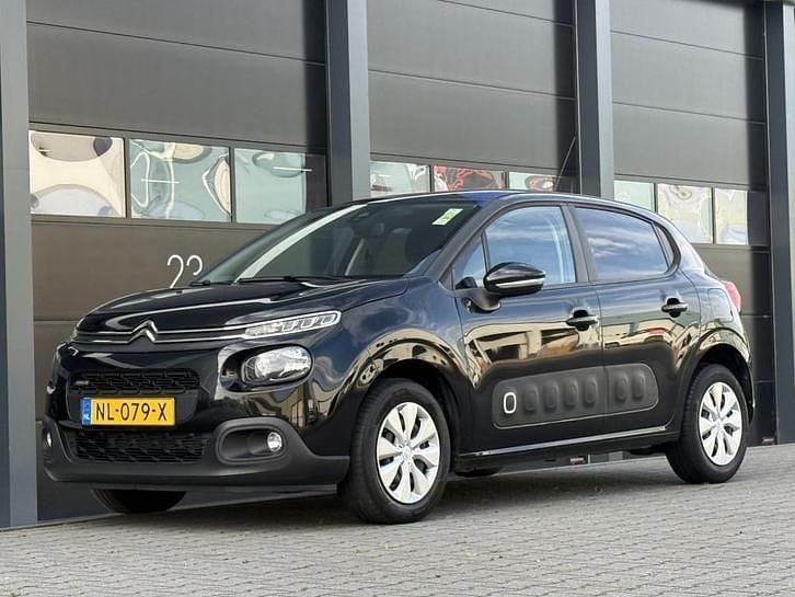 Zwart Gebruikt 2017 Citroën C3 Feel Hatchback | € 4.950 (Goede deal) - Afbeelding 1/4